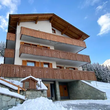 Bruno 6 Apartment