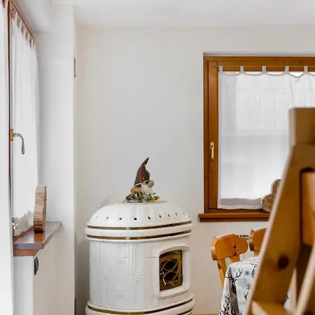 Bruno 6 Apartment